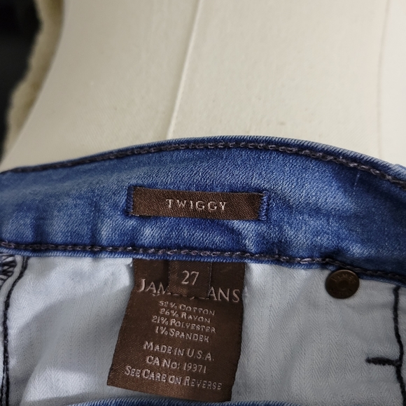 JAMES JEANS Twiggy Rise 8" Ankle Jeans Size 27 - Picture 7 of 8